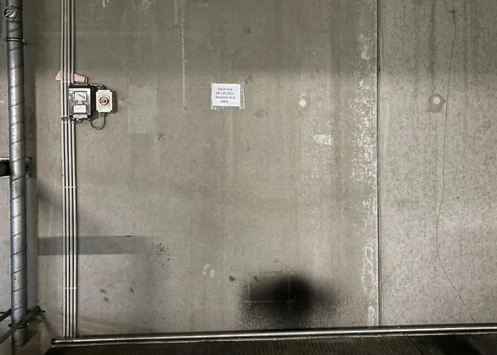 Donau - Im Zentrum, Kueche, Parkplatz, Ruhig Gelegen